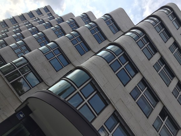 Shell Haus modernist architecture