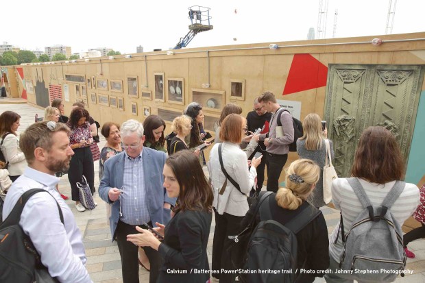 Photos with credits3